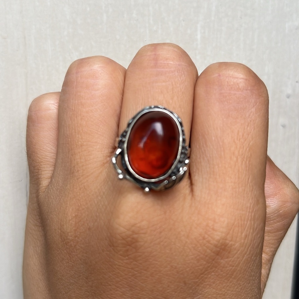 Stunning Baltic amber sterling silver designer ring